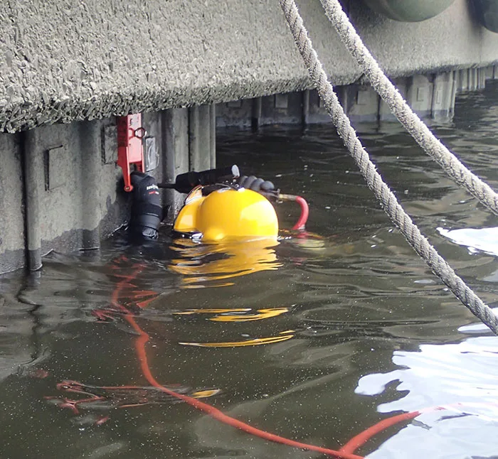 PhilaPort-diver-inspection